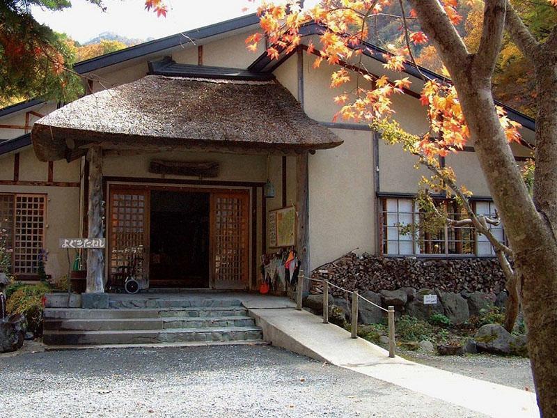 Отель Lamp No Yado Aoni Onsen Hirakawa Экстерьер фото