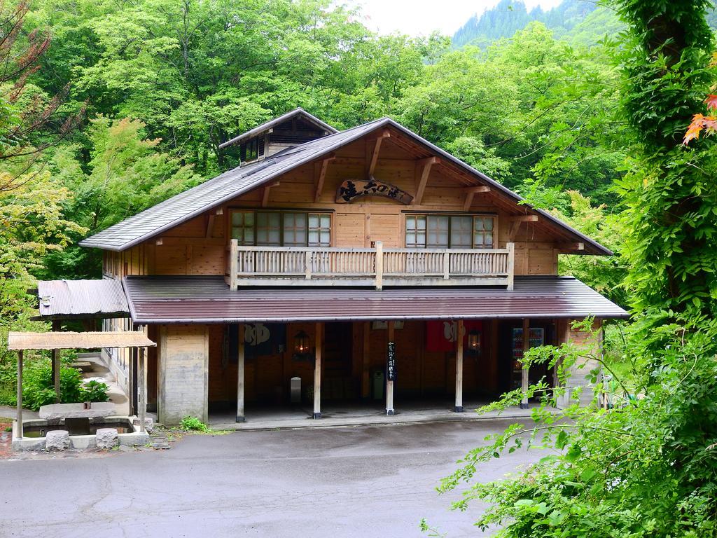 Отель Lamp No Yado Aoni Onsen Hirakawa Экстерьер фото