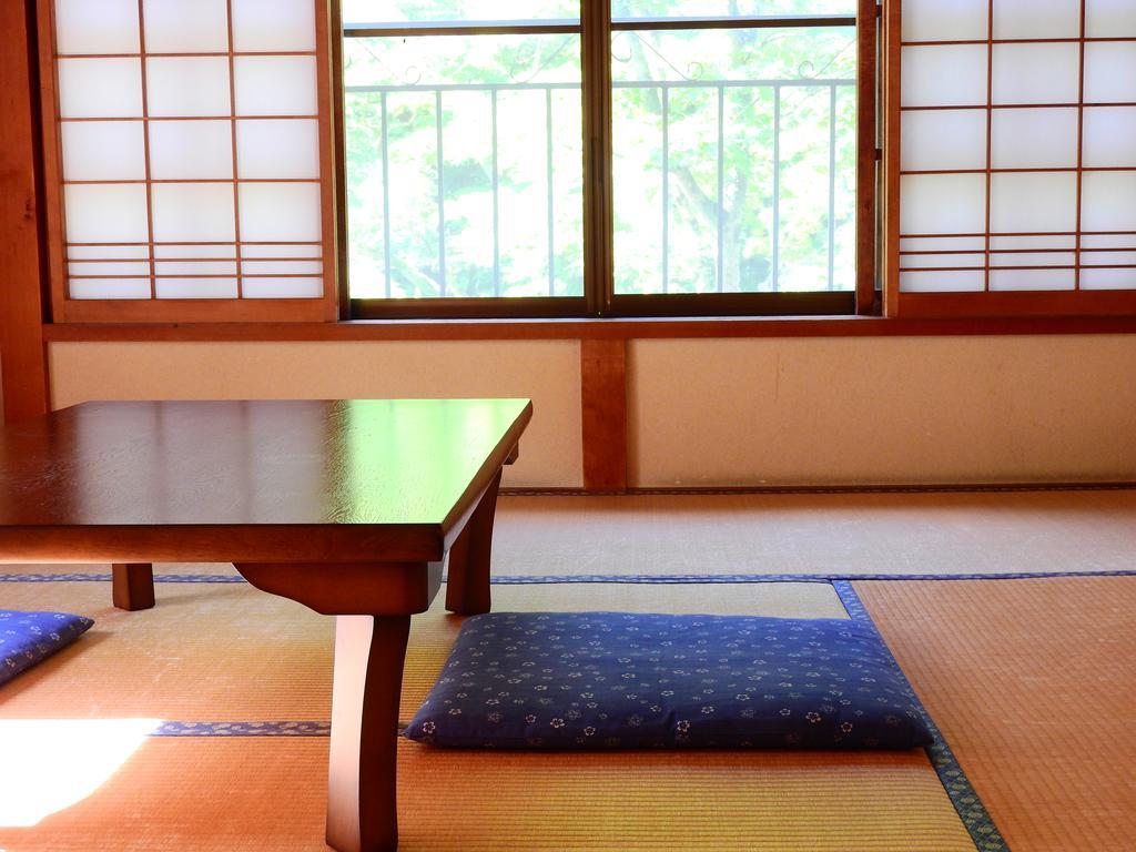 Отель Lamp No Yado Aoni Onsen Hirakawa Экстерьер фото